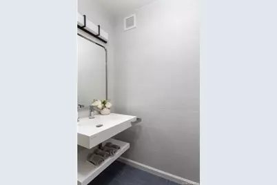 2521 Palisade Avenue #8C, Bronx, NY 10463 - Photo 7