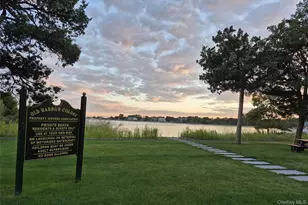 20 Oak Ln, Hampton Bays, NY 11946 - Photo 47