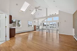 20 Oak Ln, Hampton Bays, NY 11946 - Photo 33