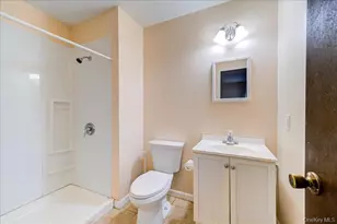 33 Winchester Dr, Monroe, NY 10950 - Photo 33