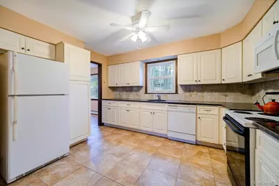 33 Winchester Drive, Monroe, NY 10950 - Photo 5