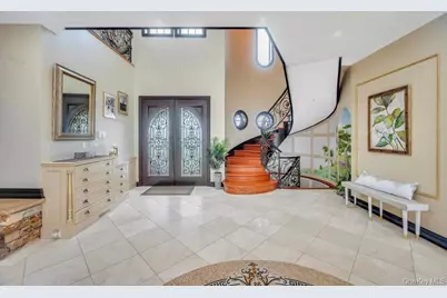 1101 Harbor Road, Hewlett, NY 11557 - Photo 9