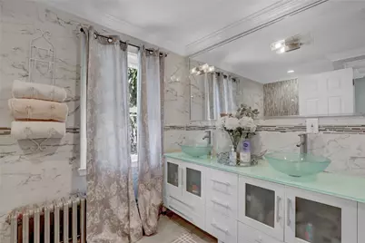 154 California Avenue, Freeport, NY 11520 - Photo 17