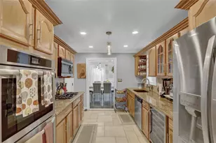 154 California Ave, Freeport, NY 11520 - Photo 11