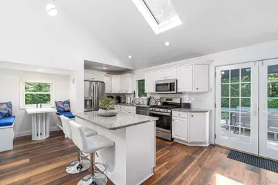 410 Cedar Drive, Mattituck, NY 11952 - Photo 5