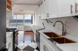 2521 Palisade Ave, Bronx, NY 10463 - Photo 13