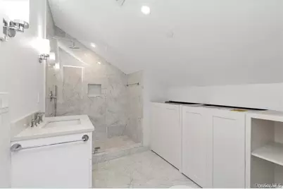 108 South Street #D, Oyster Bay, NY 11771 - Photo 7