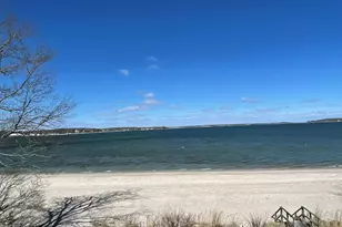 495 N Parish Dr, Southold, NY 11971 - Photo 13