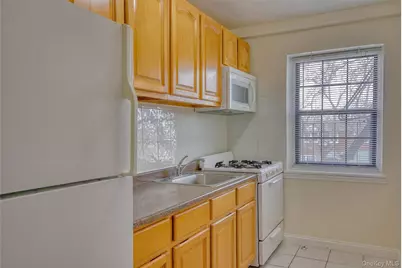 78-35 147th Street #2E, Kew Gardens, NY 11367 - Photo 13