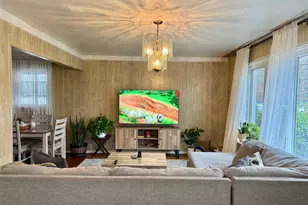 164-10 Foch Blvd, Jamaica, NY 11434 - Photo 9