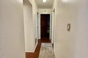 164-10 Foch Blvd, Jamaica, NY 11434 - Photo 15