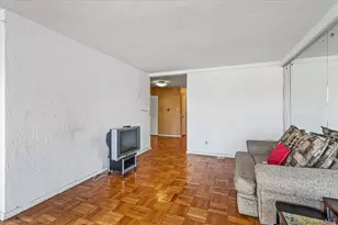 90-59 56th Ave, Elmhurst, NY 11373 - Photo 9