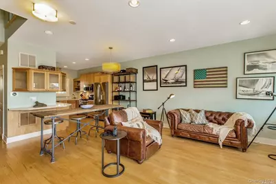 20 Canoe Place Road #8, Hampton Bays, NY 11946 - Photo 5