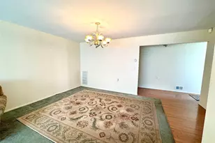 11 Theodore Dr, Coram, NY 11727 - Photo 11