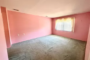 11 Theodore Dr, Coram, NY 11727 - Photo 5