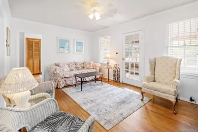 64 Point Street, South Jamesport, NY 11970 - Photo 7