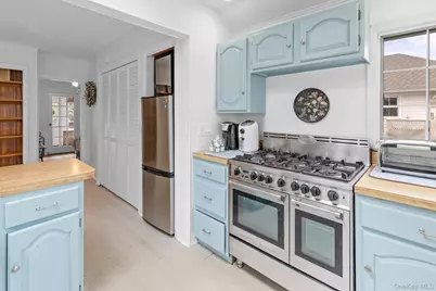 64 Point Street, South Jamesport, NY 11970 - Photo 13