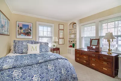 139 Ellison Avenue, Bronxville, NY 10708 - Photo 15