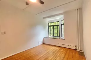 4 Dartmouth St, Forest Hills, NY 11375 - Photo 19