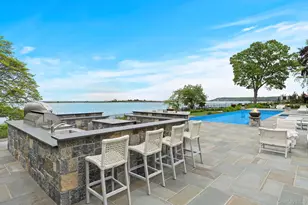 25 Brewster Ln E, East Setauket, NY 11733 - Photo 43