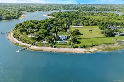 25 Brewster Lane E, East Setauket, NY 11733 - Photo 5