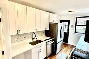 1031 E 215th St Bronx Ny, Bronx, NY 10469 - Photo 7