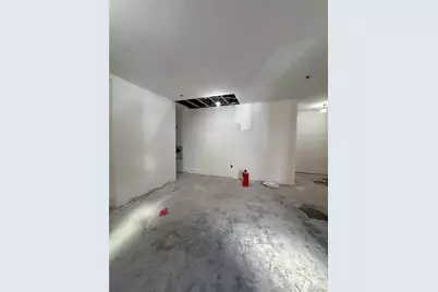 43-20 52nd Street #B2, Woodside, NY 11377 - Photo 11