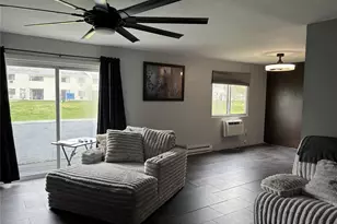 15 Carnaby St, Wappingers Falls, NY 12590 - Photo 3