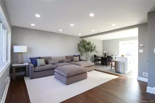 14A Earl Pl, Amityville, NY 11701 - Photo 7