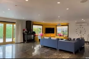 215-40 27th Ave, Bayside, NY 11360 - Photo 3