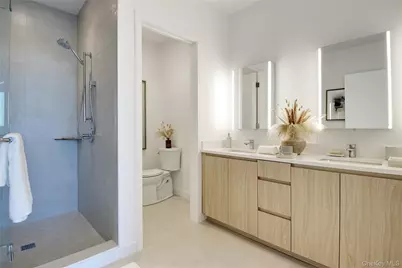 333 Warner Avenue #301, Roslyn, NY 11576 - Photo 9