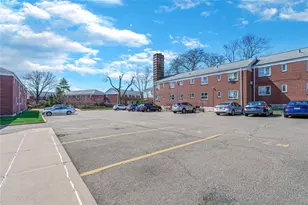 83-06 229th St, Queens Village, NY 11427 - Photo 9