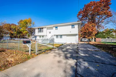 55 Glenmalure Street, Amityville, NY 11701 - Photo 27