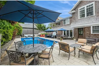 8 Hilltop Drive, Bayville, NY 11709 - Photo 5