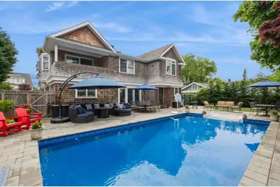 8 Hilltop Drive, Bayville, NY 11709 - Photo 7