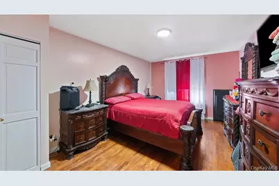 2661 Marion Avenue #3C, Bronx, NY 10458 - Photo 7