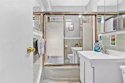 138-25 31 Drive #6D, Flushing, NY 11354 - Photo 15