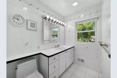 6 Wilton Circle, New City, NY 10956 - Photo 21