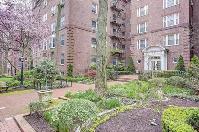 117-01 Park Lane South #B3H, Kew Gardens, NY 11415 - Photo 43