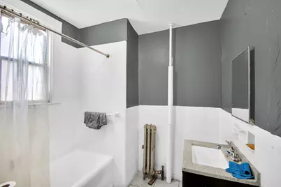 95-03 Cresskill Place, Jamaica, NY 11435 - Photo 11