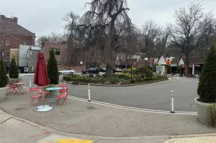 241-20 Northern Blvd, Douglaston, NY 11362 - Photo 21