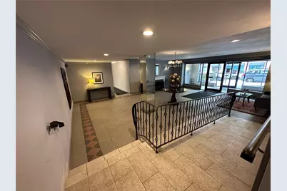 241-20 Northern Boulevard #1M, Douglaston, NY 11362 - Photo 3