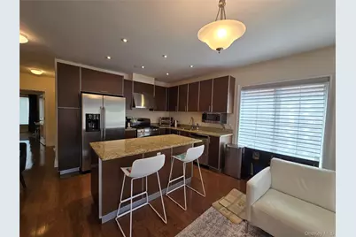 337 Park Crescent, College Point, NY 11356 - Photo 5