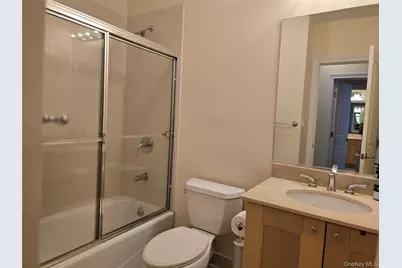 337 Park Crescent, College Point, NY 11356 - Photo 17