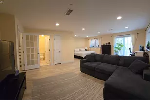 337 Park Crescent, College Point, NY 11356 - Photo 19