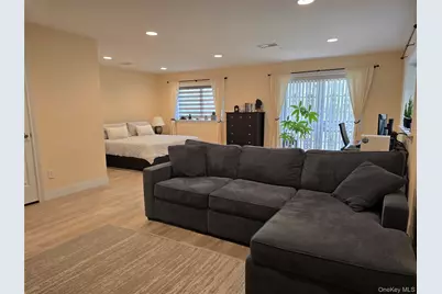 337 Park Crescent, College Point, NY 11356 - Photo 21