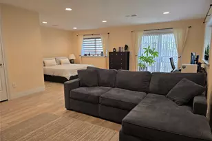 337 Park Crescent, College Point, NY 11356 - Photo 21