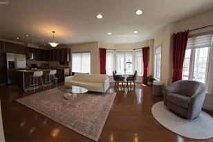 337 Park Crescent, College Point, NY 11356 - Photo 3