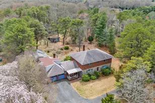 420 Old Country Rd, Melville, NY 11747 - Photo 29