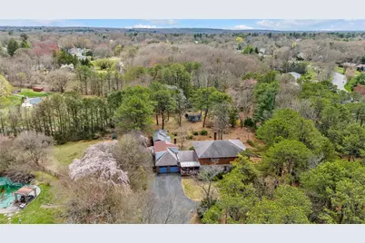 420 Old Country Road, Melville, NY 11747 - Photo 31